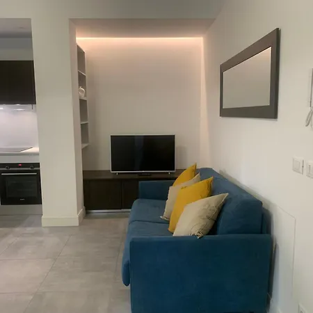 Casa Meli, Ampio Bilocale Nuovo Apartament *